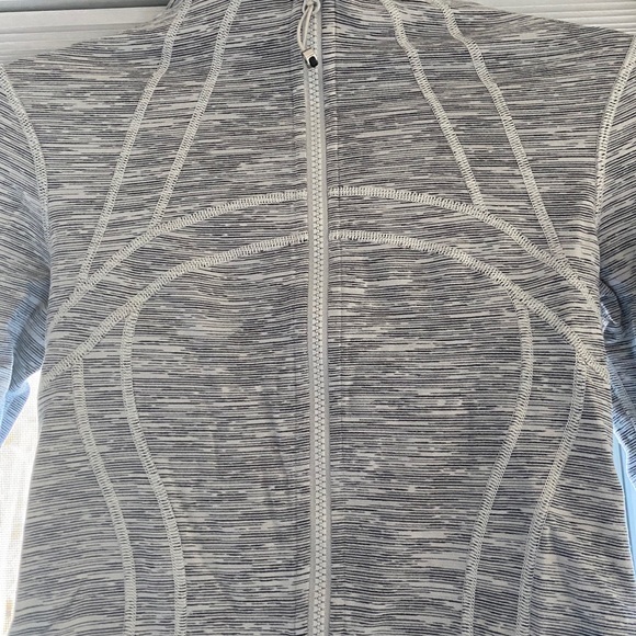 Lululemon zip up - Picture 2 of 6